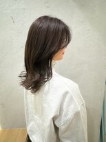 ロンドプランタン 恵比寿(Lond Printemps)&nbsp;くびれレイヤーカットのミディアムヘア　グレージュカラー