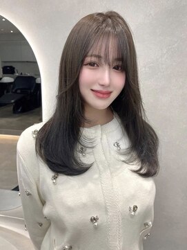 オニキス(ONYX) ミディアムザクザクトレンドレイヤー【chisato指名】