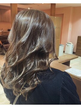 インパークス 新越谷店(INPARKS) ベージュ系ハイライト