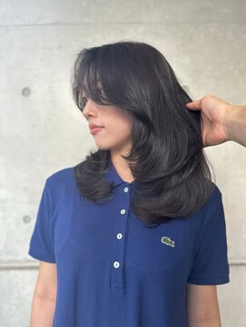 リバレッジ 広尾(Leverage) 大人ワンカールミディアムレイヤー：濱口　敬太