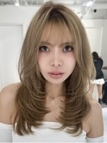 シエロビューティー(CIELO beauty) ハイライトカラーミルクティーベージュレイヤーカット