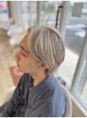 ホワイトベージュ
