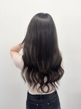 ロサ ファイブヘアー(Rosa..5Hair) ダークアッシュで透明感カラー
