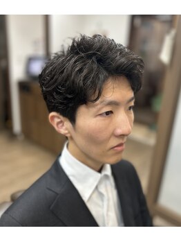 ケースタイルヘアスタジオ  虎ノ門店(K-STYLE HAIR STUDIO)の写真/虎ノ門で忙しい時こそ上質な時間を。仕事合間でも気軽に立ち寄れる理容室で整える◎
