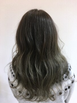 美容室 フラット(FLAT) ナチュラルグレージュグラデーション