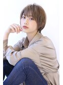 ローライトアッシュブラウン小顔毛先パーマワンサイドショート