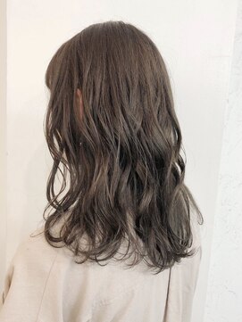 エリマ 調布(elima) ミルクティーベージュダブルカラーインナーカラー韓国20代前髪