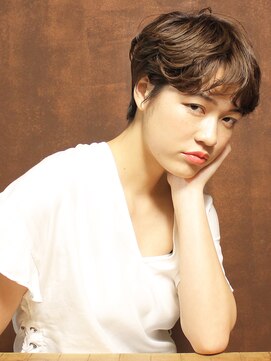 シアンデルカ(CYANDELUCCA) 外国人風くせ毛ショート