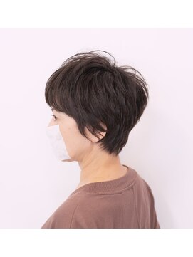 サロン マーニ(salon m ni) オシャレ染めの白髪染め×大人ショート