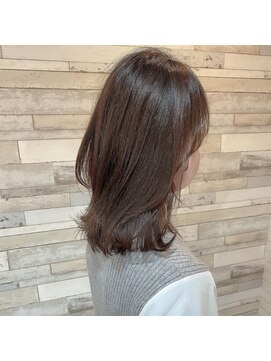 マーリャヘアー(mallia hair) くびれ外ハネセミロング