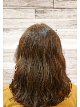 アクアヴィタエ(Aqua vitae) 20代、30代ゆるふわスタイル