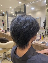 ヴィサージュ ユニール(VISAGE unir)&nbsp;【泉 果穂】ウルフ×ネイビーグレージュ