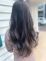 ルッソ チアロ(Lusso chiaro)&nbsp;ロング×グレージュスタイル/30代40代50代