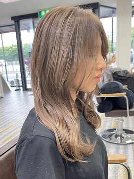 アフューズバイストゥー(Vfuse by StueW) レイヤーロング/アッシュベージュ［岡山][倉敷][水島］