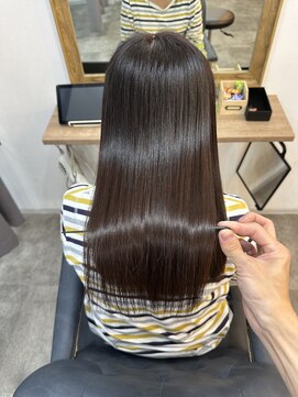 ミント 鳳(Mint.) 20代 30代 40代 ロング グレーベージュ 美髪うる艶 髪質改善