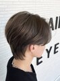 アースコアフュールボーテ 高岡店(EARTH coiffure beaute)&nbsp;前下がりセンターパート。毛流れパーマとの相性◎