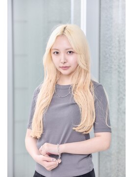 ミチオ ノザワ ヘアサロン ギンザ(Michio Nozawa HAIR SALON Ginza) 抜きっぱなしブロンドヘアー