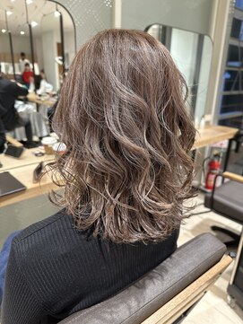 マイラ 銀座(myla) ハイライトでミルクティーベージュ【Yamaki Ayako】