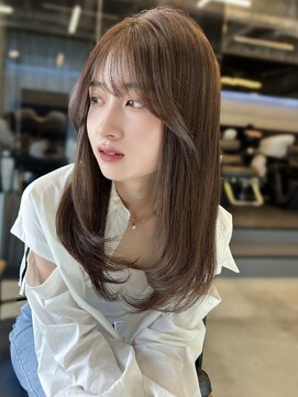 エヌアイ オモテサンドウ(ni omotesando) ☆ワンカールで可愛いレイヤーカット 顔まわりカット☆