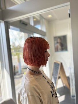 オーシー 四ツ井店(O'sea) ピンクオレンジ×ミニボブ