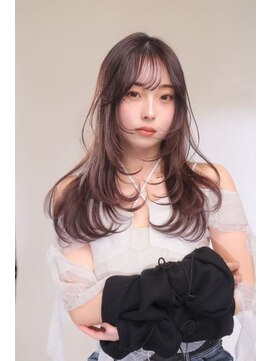 キング 高槻(K!ng) ハイライトカラーミルクティーベージュレイヤーカット