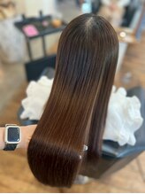 実はその原因、“髪のクセ”かもしれません