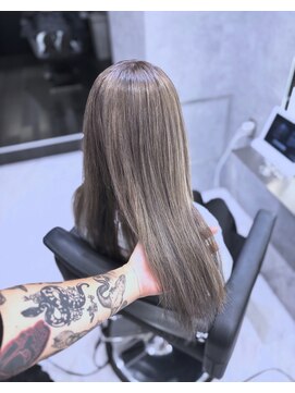 シーエスメイドバイシャチュー 栄店(CS made by SHACHU) グレージュ