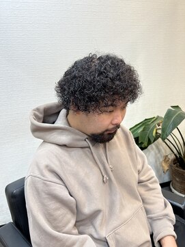 "唾奇"風スパイラルパーマ