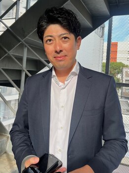 ヨンマルヨン(404)の写真/整いすぎない、大人の余裕ある身だしなみ。