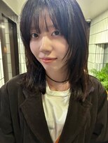 ナヌークカフラ(nanuk kafla)&nbsp;ミディアムヘア　ミディアムレイヤー　顔周りレイヤー