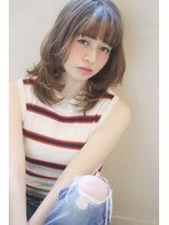 レイヤーで小顔になる♪ナチュラルミディ