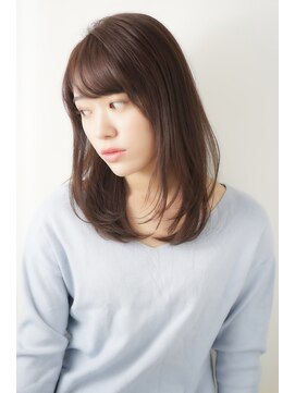 ネオリーブ クーロ(Neolive curro) 鎖骨下のはねない定番ミディ♪