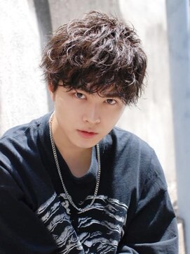 ユーリー(juurii) ラフパーマで魅せるショートヘア【juurii 菊地真理恵】