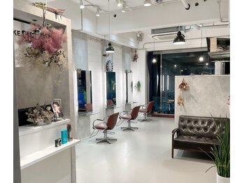 HAIR MAKE CHiC　【ヘアーメイク　チック】