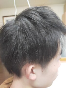 カットライン(CUT LINE) ツーブロックスタイル