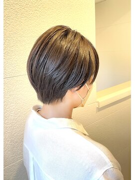 ヴィラ 雲雀丘花屋敷店(Villa) 20代30代大人可愛い前髪ありひし形 ショートボブ