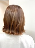 ２０代３０代４０代デザインハイライトスタイル　ボブ