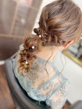 ウィズ(WiZ) HAIR ARRANGEMENT -ヘアセット-