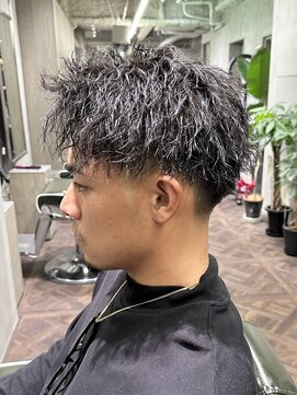 スキルセカンドハウス 天神(SKILL SECOND HOUSE) 七三アップバング ツイストパーマ