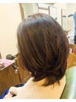 ピース オブ ヘアー Piece of Hair ミディアムレイヤー
