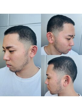 メグロバーバーショップロッポンギ 目黒六(MEGURO BARBER SHOP 6PPONGI) EASY BUZZ