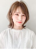 セミディ前髪艶感ホワイトブロンド美髪小顔カット#209f0414