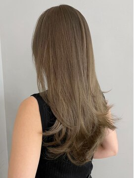 アイティーバイアルバム 八王子店(IT by ALBUM) 美髪顔周りレイヤー韓国ヘアロング_ba422161