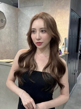 フィーネ 柏(Fi-Ne) 艶感まろやかベージュ/韓国レイヤー/くびれヘア/プルエクステ/柏