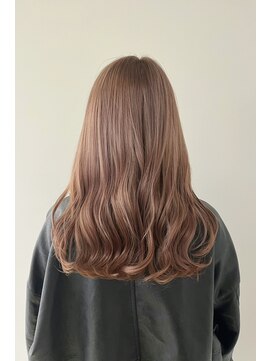 ロマリア 渋谷 渋谷宮益坂(Lomalia) ピンクベージュカラー[渋谷駅/ダブルカラー/ケアブリーチ]