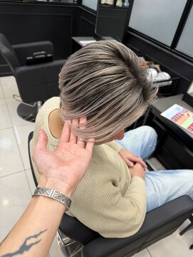 メンズラピス 栄店(Men's Lapis) メンズバレイヤージュセンターパート刈り上げ立体感トレンドヘア