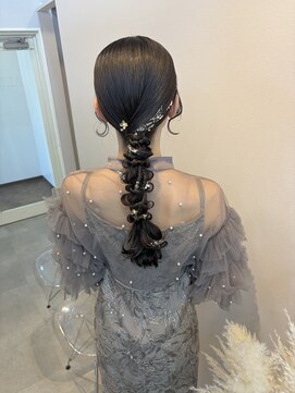 アレンヘアー 梅田店(ALLEN hair) 編みおろしポニー