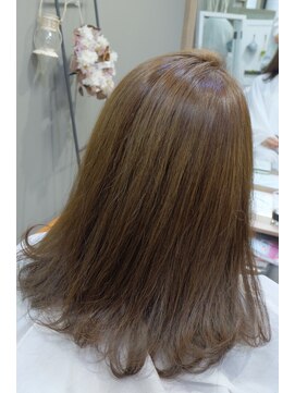 ヘア アトリエ アネロ(ANELLO) ブルーアッシュ　外ハネロブ