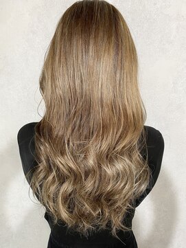 セシルヘアー(CECIL hair) ハイライトで育てるベージュカラー