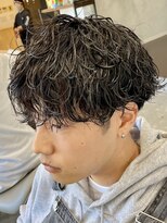 フゥ 宇都宮(FeU) 波巻きスパイラルパーマツーブロックマッシュクリームパーマ